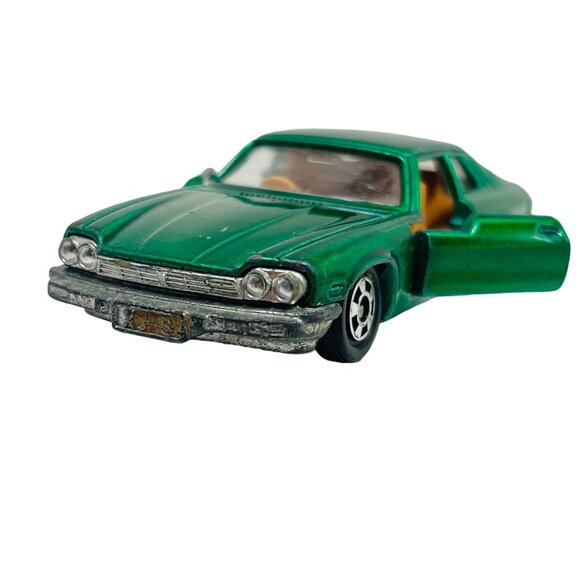 Vintage 1978 Tomica Jaguar XJ-S Die-Cast  Car Green Tan Interior Opposite Steeri - Picture 2 of 9